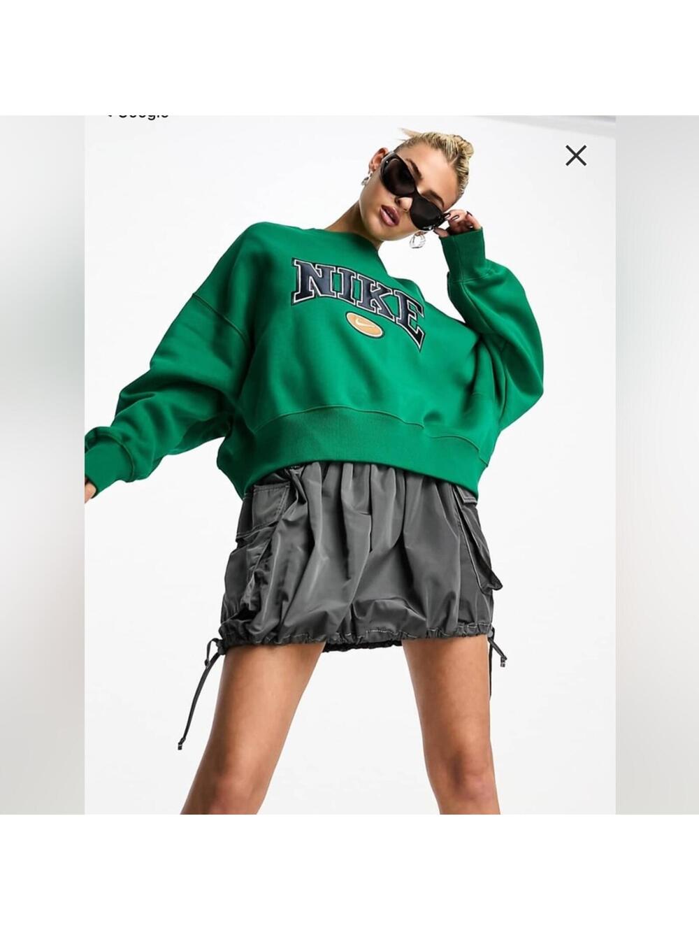 Nike Oversized Retro Crewneck Sweatshirt